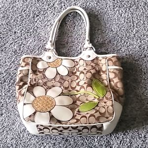 COACH Daisy purse white and brown